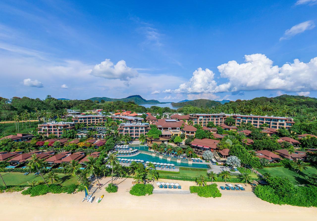 Pullman Phuket Panwa Beach Resort Exterior foto The Royal Paradise Hotel & Spa